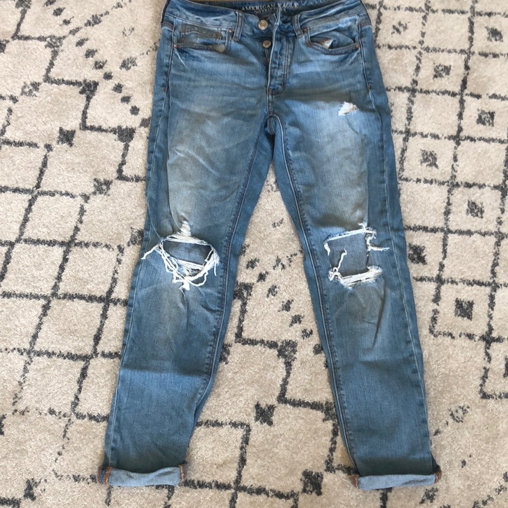 American Eagle “Tomgirl” jeans